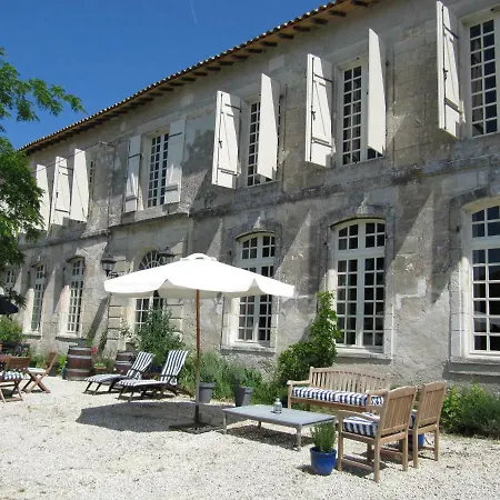 Le Petit Chateau Servanches