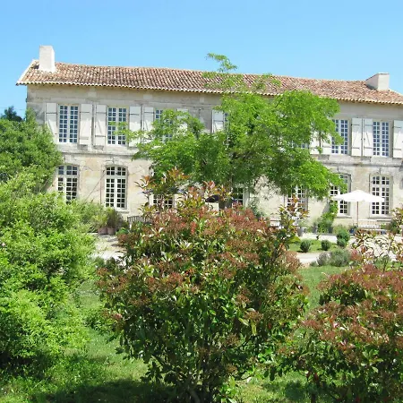 Panzió Le Petit Chateau Servanches