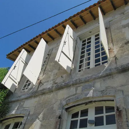 Le Petit Chateau