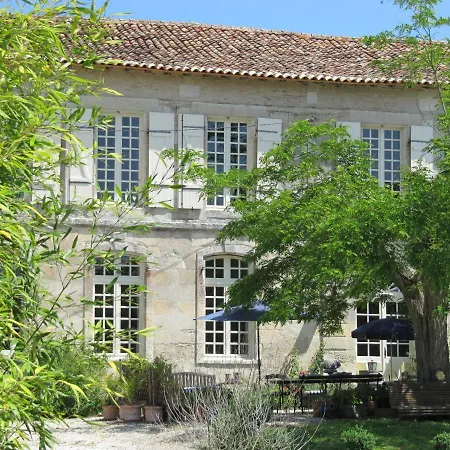 Le Petit Chateau