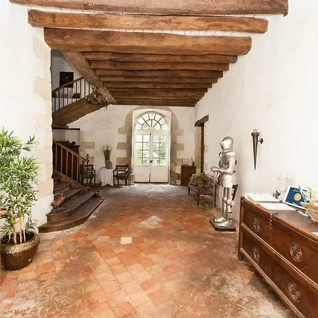 Panzió Le Petit Chateau *
