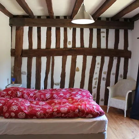 Le Petit Chateau Servanches