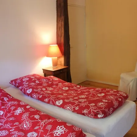 Le Petit Chateau Panzió Servanches